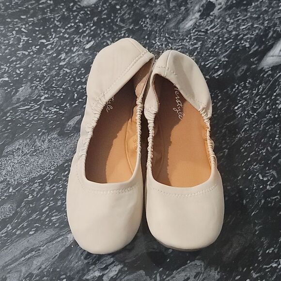 BRAND NEW HERSTYLE CONFORTABLE SOFT ROUND TOE FLAT SLIP-ON LOAFER SHOES - Picture 2 of 13